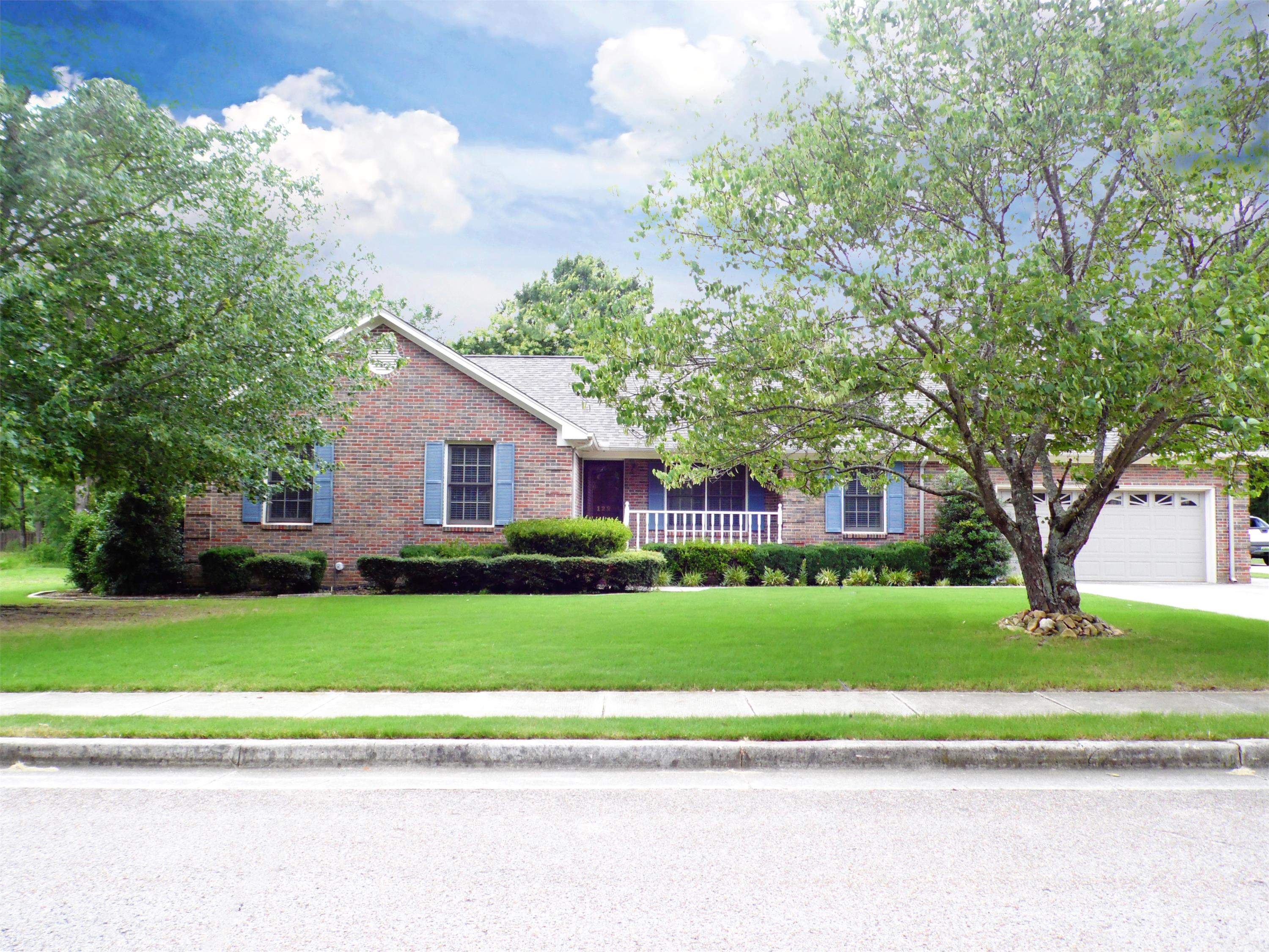 122 Featherstone Lane